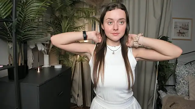 ThelmaJusto online show from October 23, 3:07 pm