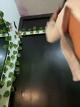 GabrielleMarsh1 online show from December 20, 4:05 am