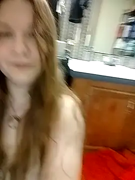 AugustRayn online show from April 27, 3:47 am