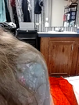 AugustRayn online show from April 26, 3:37 am