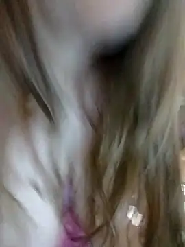 AugustRayn online show from January 18, 4:31 am