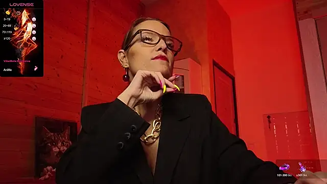 Lady Shine online show from February 1, 7:12 pm