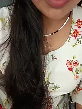 Rashmi 011 online show from August 4, 9:59 am