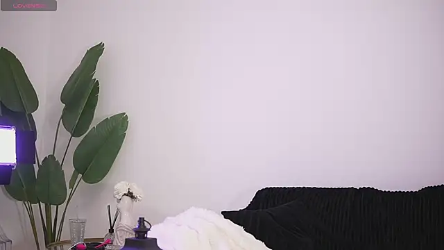 GiaInked online show from April 21, 10:39 pm