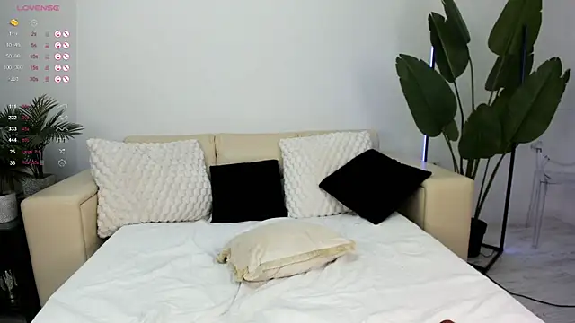 GiaInked online show from October 24, 1:23 am