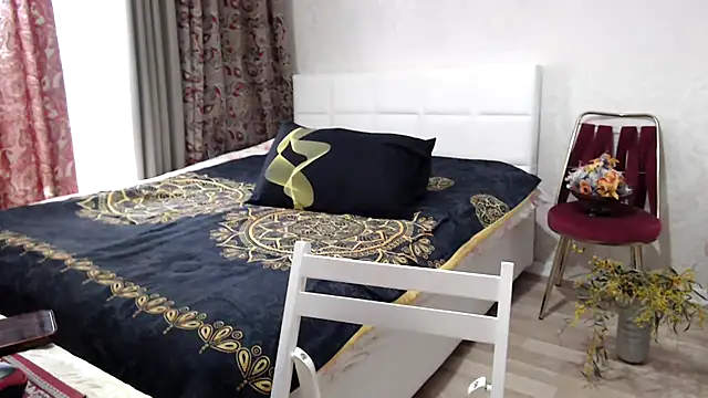 Arisa5000 online show from April 12, 8:06 am