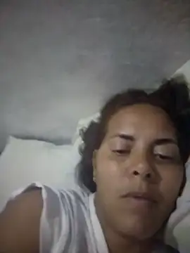 Snapshot of HousedDulse chatting on October 12, 2:14 am HousedDulse online show from October 12, 2:14 am