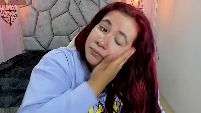 Addyy 02 online show from March 31, 7:14 pm