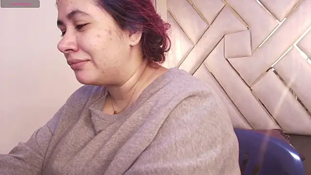 Addyy 02 online show from November 25, 5:26 pm