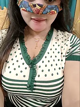 Beauty Queen Soniya online show from April 26, 4:27 pm