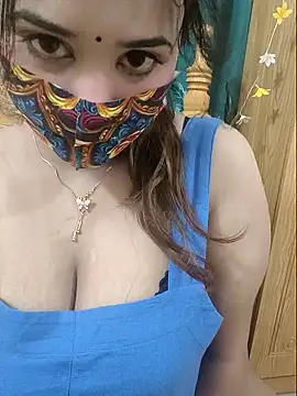 Beauty Queen Soniya online show from April 23, 3:47 pm