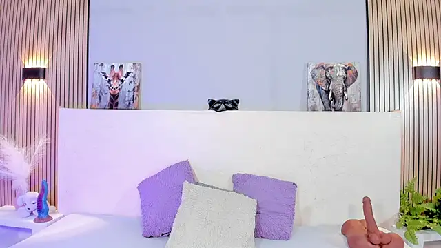 TianaGlow44 online show from April 10, 12:22 pm