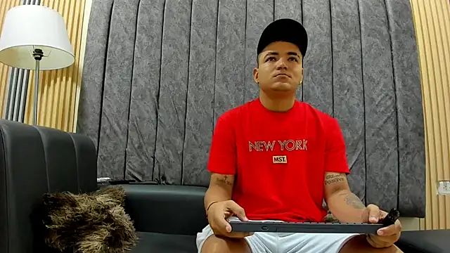 dante and kiara online show from November 22, 1:03 pm