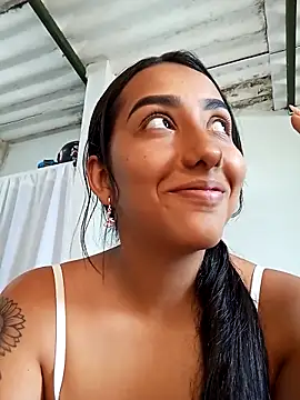 Queen sofya online show from January 6, 6:33 pm