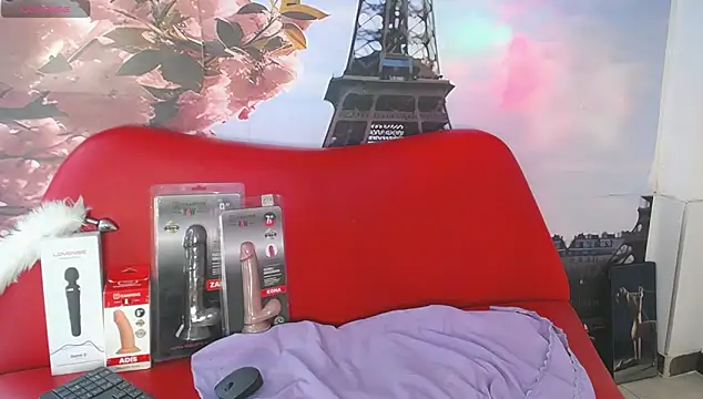 little ellie 1 online show from April 24, 8:33 pm