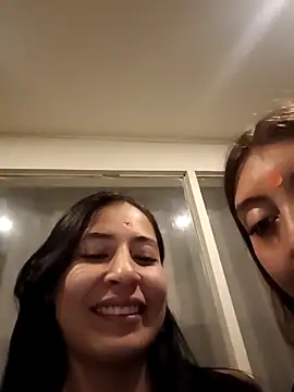 Camila-marinn online show from November 15, 5:52 am