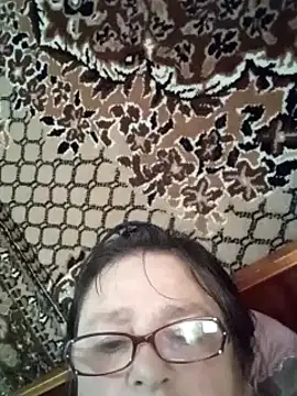 MilaCold5443 online show from April 25, 1:41 pm