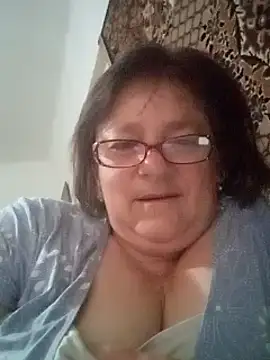 MilaCold5443 online show from April 14, 4:45 am