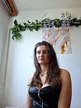 Nika aa online show from April 26, 2:15 pm