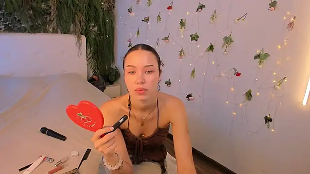 Black Jenny online show from July 2, 9:26 am