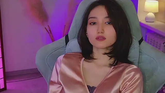 GentleMusee online show from March 27, 8:26 am