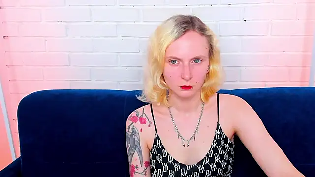 LikiLips online show from May 28, 9:29 am