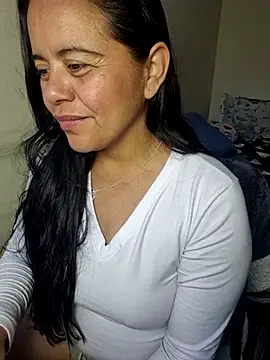 Miss  kendra  online show from December 3, 8:44 pm