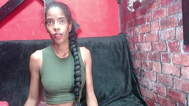 Snapshot of thianahorny chatting on October 11, 11:40 pm thianahorny online show from October 11, 11:40 pm