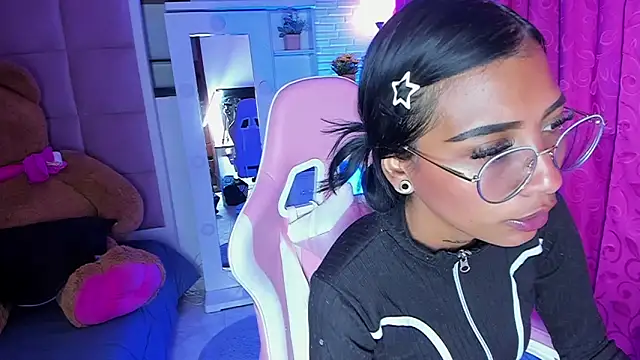 KarlaSlutSkinny   online show from March 10, 8:24 pm