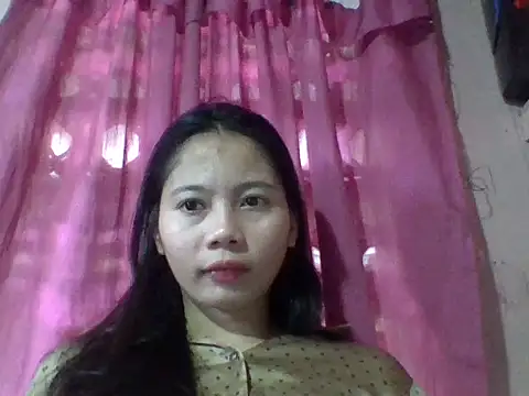 Snapshot of Baby_girl0516 chatting on October 8, 2:38 am Baby girl0516 online show from October 8, 2:38 am