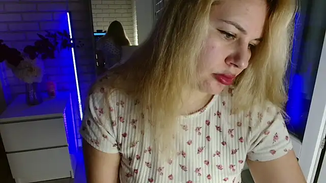 Passion-Blondy online show from November 12, 10:41 pm