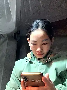 gio-thu online show from February 3, 11:15 am