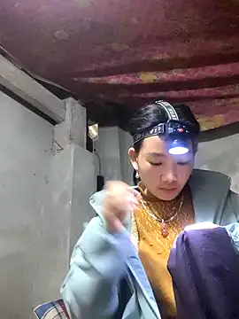 gio-thu online show from March 12, 5:43 am