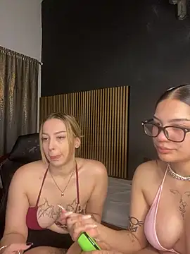 LoraShines online show from June 26, 11:44 am