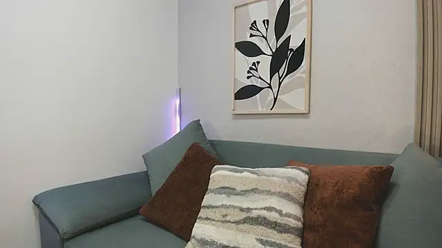 KassMonroe online show from April 15, 7:58 pm