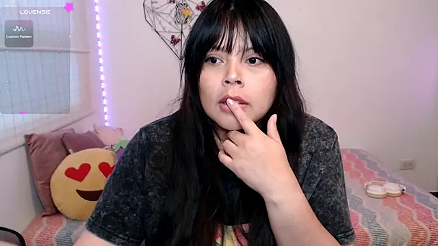 EllieMoonX online show from June 9, 10:53 pm