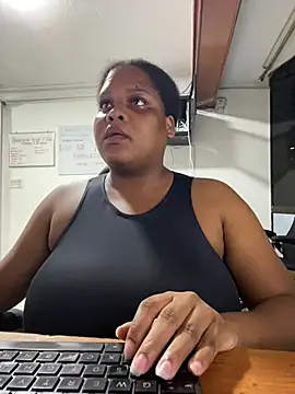 gabrielabrunette69 online show from January 12, 12:38 am