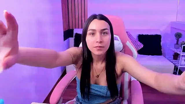 EmmaMyers1 online show from August 3, 10:48 pm