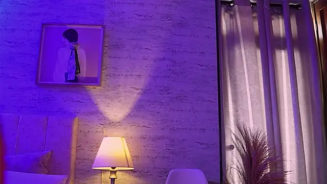 HoneyMollyX online show from April 27, 1:19 pm