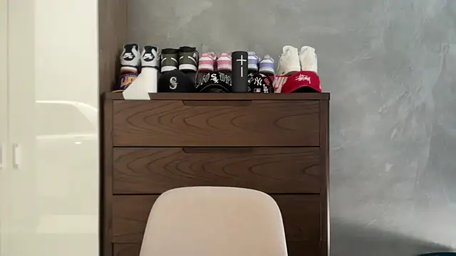 itssosierra online show from April 5, 11:37 pm