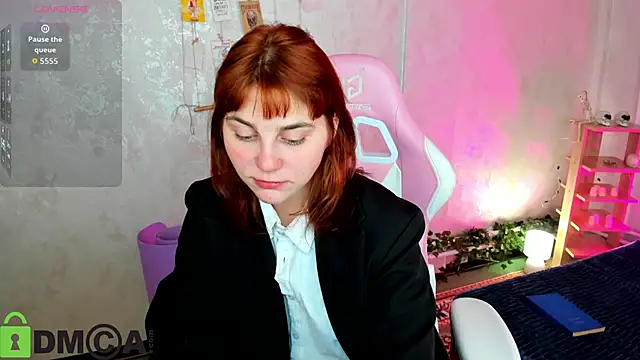 Rene Shine online show from November 19, 5:13 pm