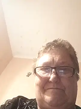 Katherine735 online show from February 14, 1:40 am