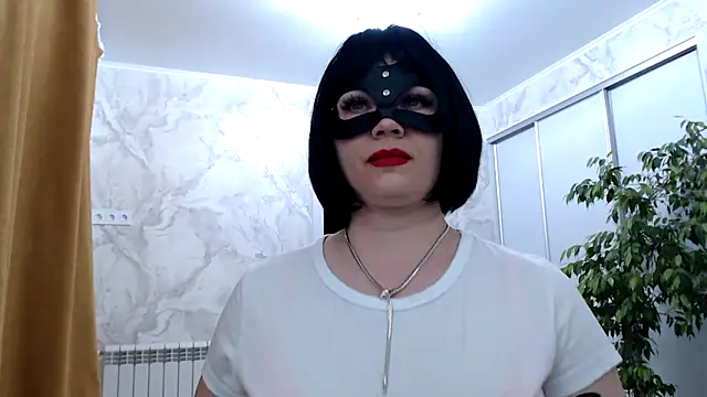 Julia your Sweet online show from May 1, 7:06 pm