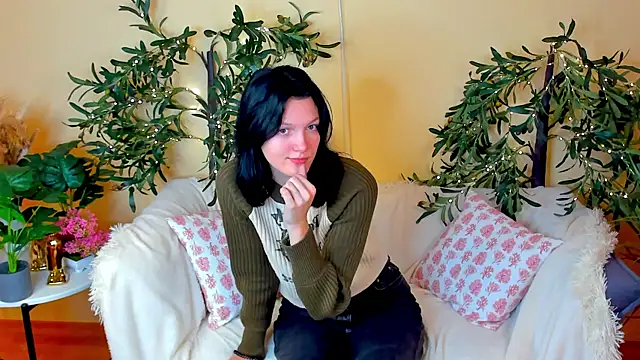 OletaReffner online show from October 19, 12:40 pm