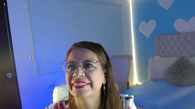 channelsmith 55 online show from April 23, 1:24 pm