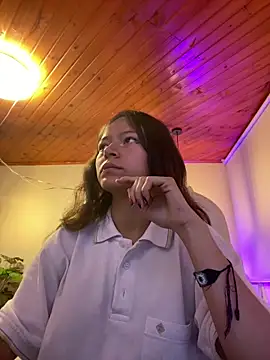 Ninfa pink online show from November 29, 5:28 pm