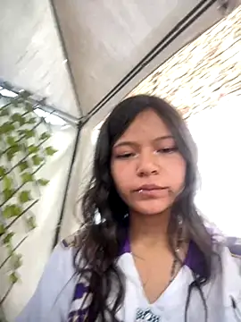 Ninfa pink online show from December 3, 10:01 pm