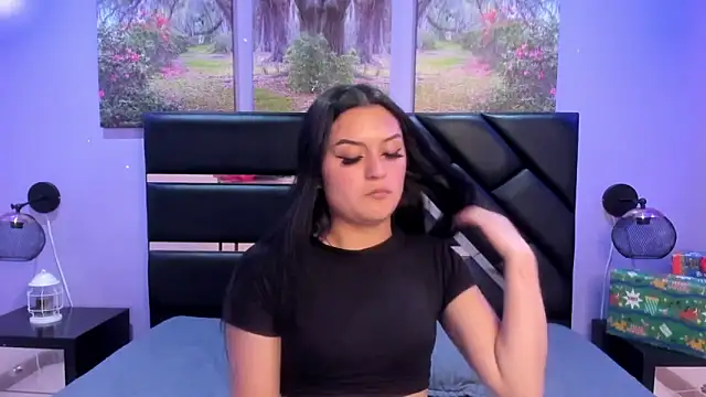 GAbrielaBotero online show from December 15, 7:41 pm