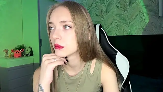 EvaPeace online show from November 17, 5:24 pm