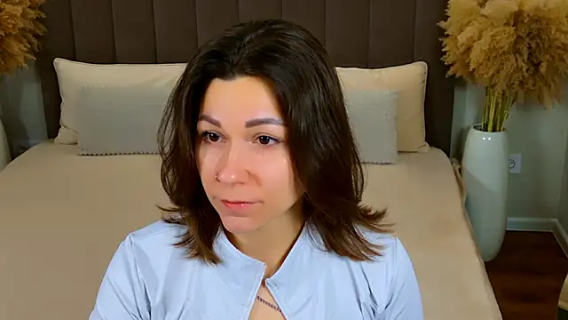 EdenSolis online show from April 16, 7:30 am